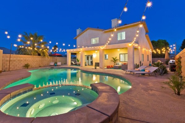 Beheizter Pool