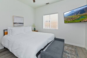 6 bedrooms, iron/ironing board, travel crib, free WiFi