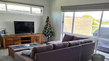 TV, video-game console, DVD player, stereo