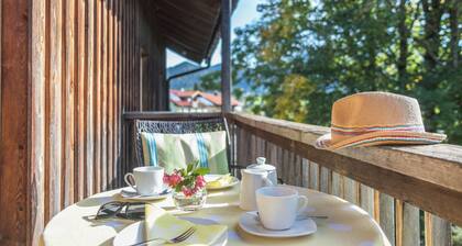 Vacation Apartment "Alpen Chalet Alte Talstation" with Mountain View, Infrared Cabin & Garden