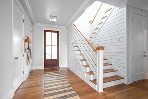 Interior - 1blck to Beach, Pool, Firepit, Outdoor Kitchen, Game Room | Pelican by AvantStay (Isle Of Palms)