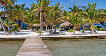 Romantic Partial Ocean View Suite in Oceanfront Resort