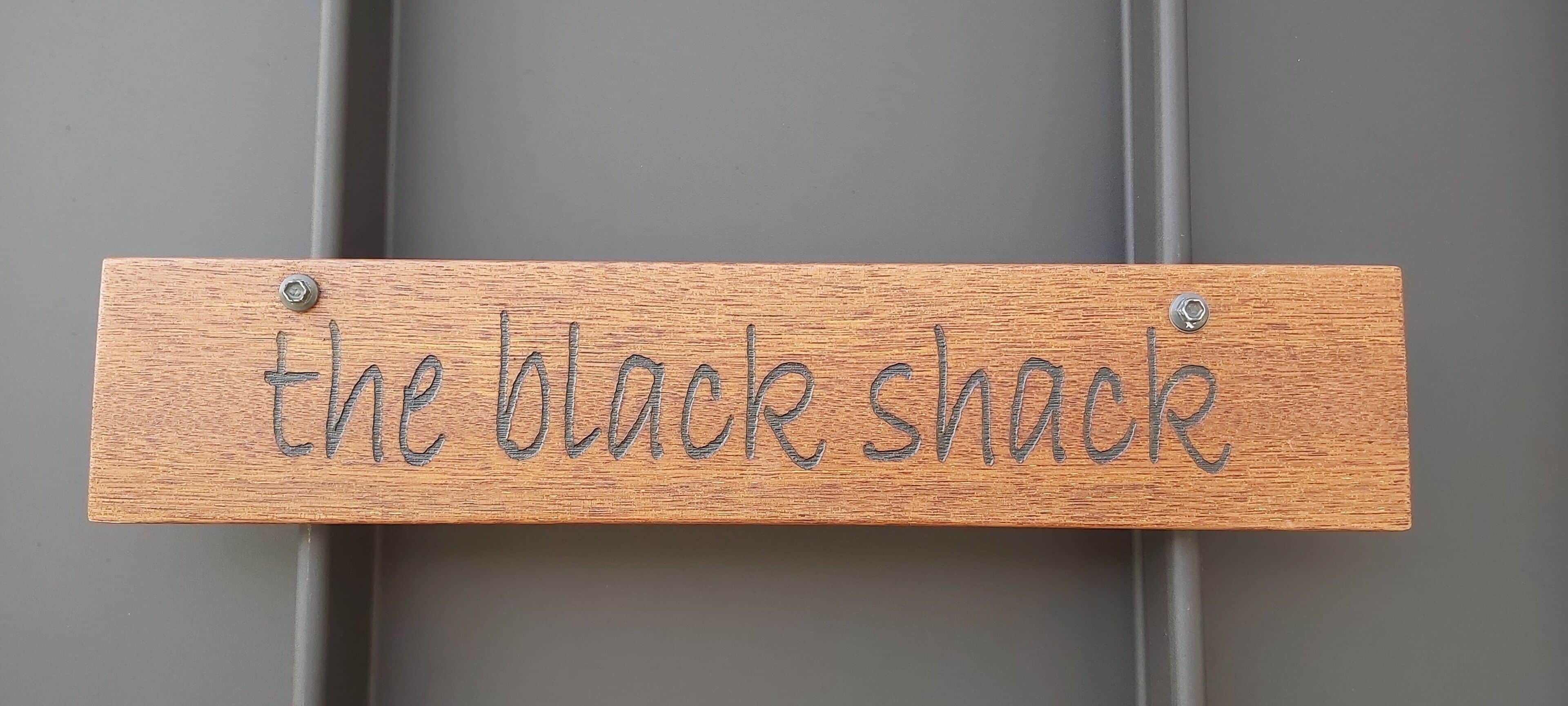 Stunning water views; relaxed coastal atmosphere; multiple entertaining areas  — image 6