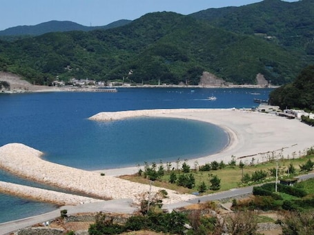 Beach. Ebisuya Ryokan