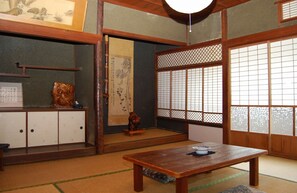 Living room - Ebisuya Ryokan (Ikata)
