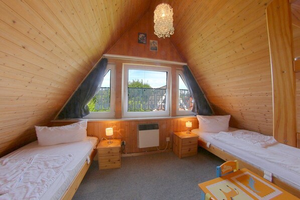 2 Schlafzimmer, Reisekinderbett, WLAN