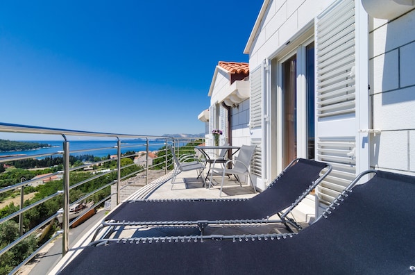 Apartment (Two Bedroom Apartment with Balcony) | Balcony - Apartment Feel Phili (Konavle)