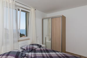 Lägenhet (Three Bedroom Apartment) | 3 sovrum, strykjärn/strykbräda och sängkläder