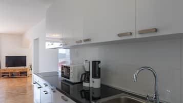 Apartment (Three Bedroom Apartment) | Private kitchen