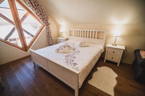 2 bedrooms, cots/infant beds - Farm Stay Žurej (Sentjur)