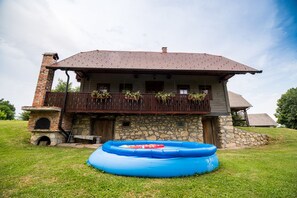 Pool - Sunny House With Sauna (Bistrica ob Sotli)