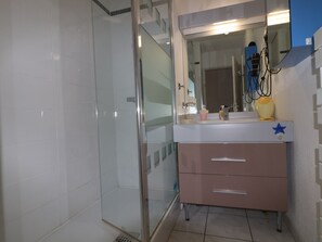 Bathroom - Spacious apartment with terrace in Sète for 6 people (Sète)