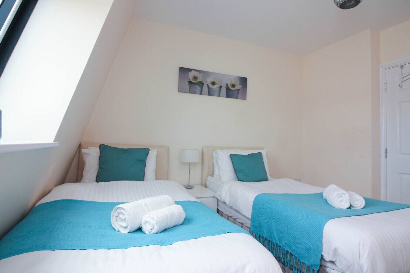 2 dormitoris, planxa i posts de planxar, wifi gratuïta i roba de llit 