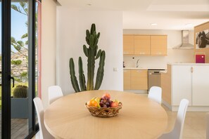 Dining - Las Terrazas Villa 3 with Sea View, Wi-Fi, Pool, Garden & Terraces (El Salobre)