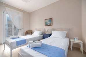 2 chambres, fer et planche à repasser, Wi-Fi gratuit, draps fournis