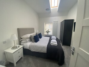 Apartment | 2 bedrooms, iron/ironing board, free WiFi, bed sheets - The Loft - Remarkable 2-bed Anstruther Apartment (Anstruther)