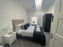 公寓 | 2 多间卧室、熨斗/熨衣板、免费 WiFi、床单