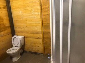 Casa de campo | Baño | Regadera y toallas 