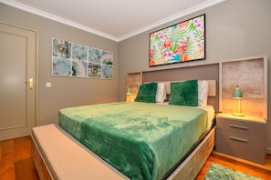 2 chambres, fer et planche à repasser, Wi-Fi, draps fournis
