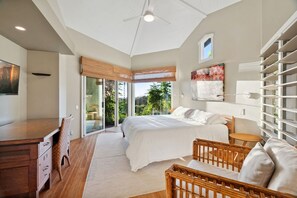 3 makuuhuonetta, silitysrauta/-lauta, ilmainen Wi-Fi, vuodevaatteet