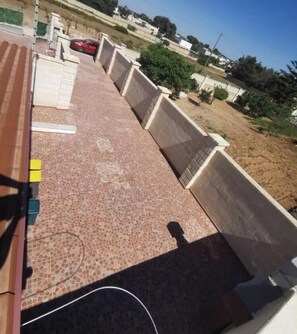 Property grounds - Villa Luna - Air Conditioned & Independent Holiday Villa San Pietro In Bevagna (San Pietro In Bevagna)