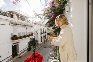 Suite estudio de lujo, balcón, vistas a la ciudad | Vistas desde la habitación