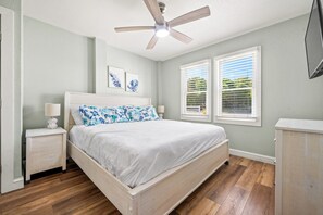 8 soverom, strykejern/-brett, wi-fi (inkludert) og sengetøy