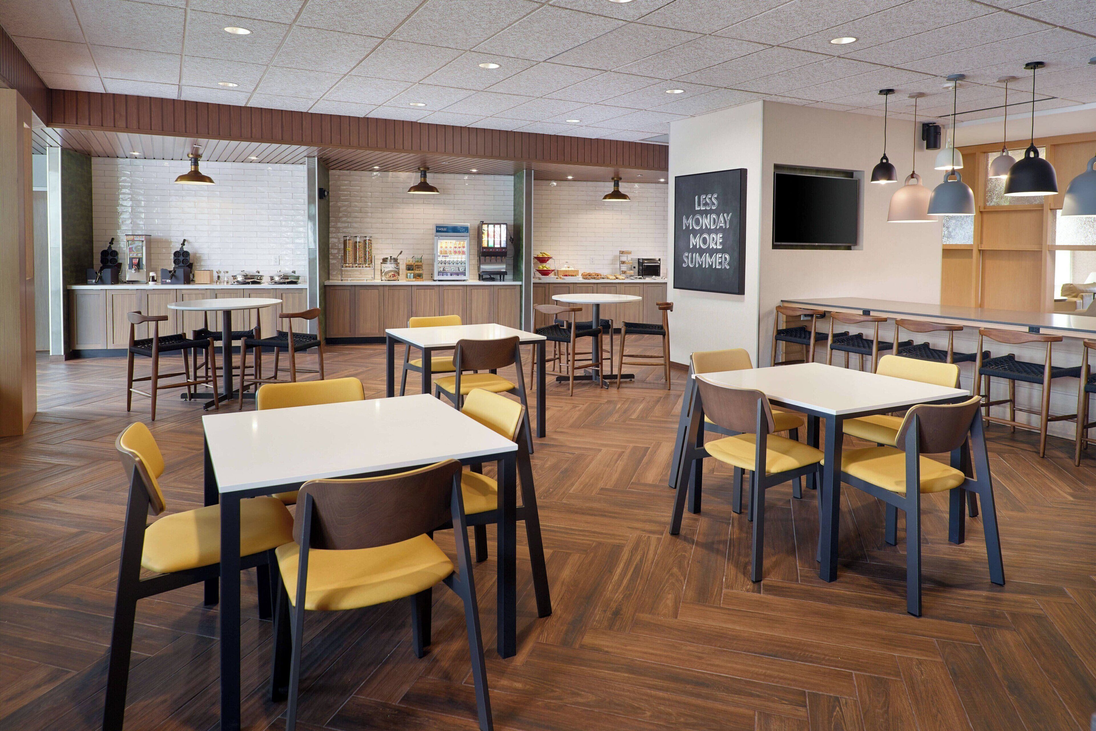 free daily continental breakfast