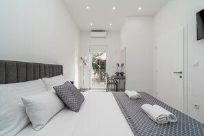 5 Schlafzimmer, Bügeleisen/Bügelbrett, WLAN, Bettwäsche