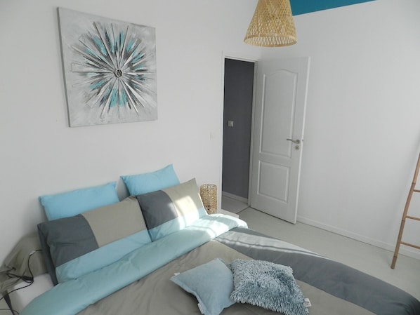 2 bedrooms, iron/ironing board, WiFi, bed sheets - The blue house (Fécamp)