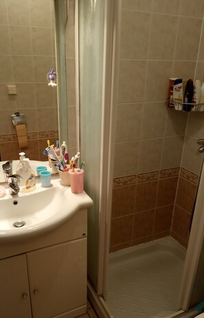 Apartment | Bathroom - Inviting 2-bed Apartment in Moscenicka Draga (Moscenicka Draga)
