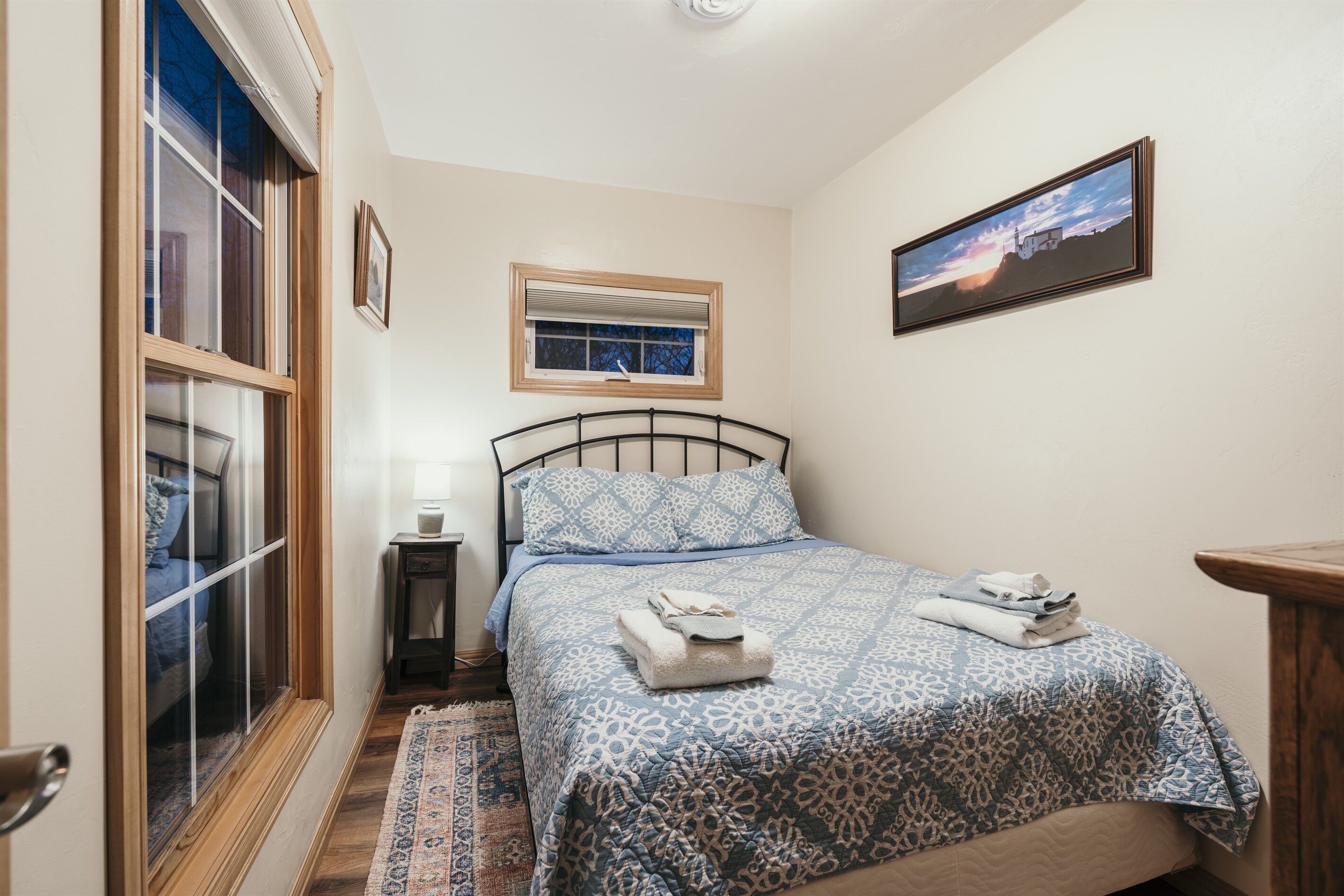 2 chambres, fer et planche à repasser, lit parapluie, Wi-Fi gratuit