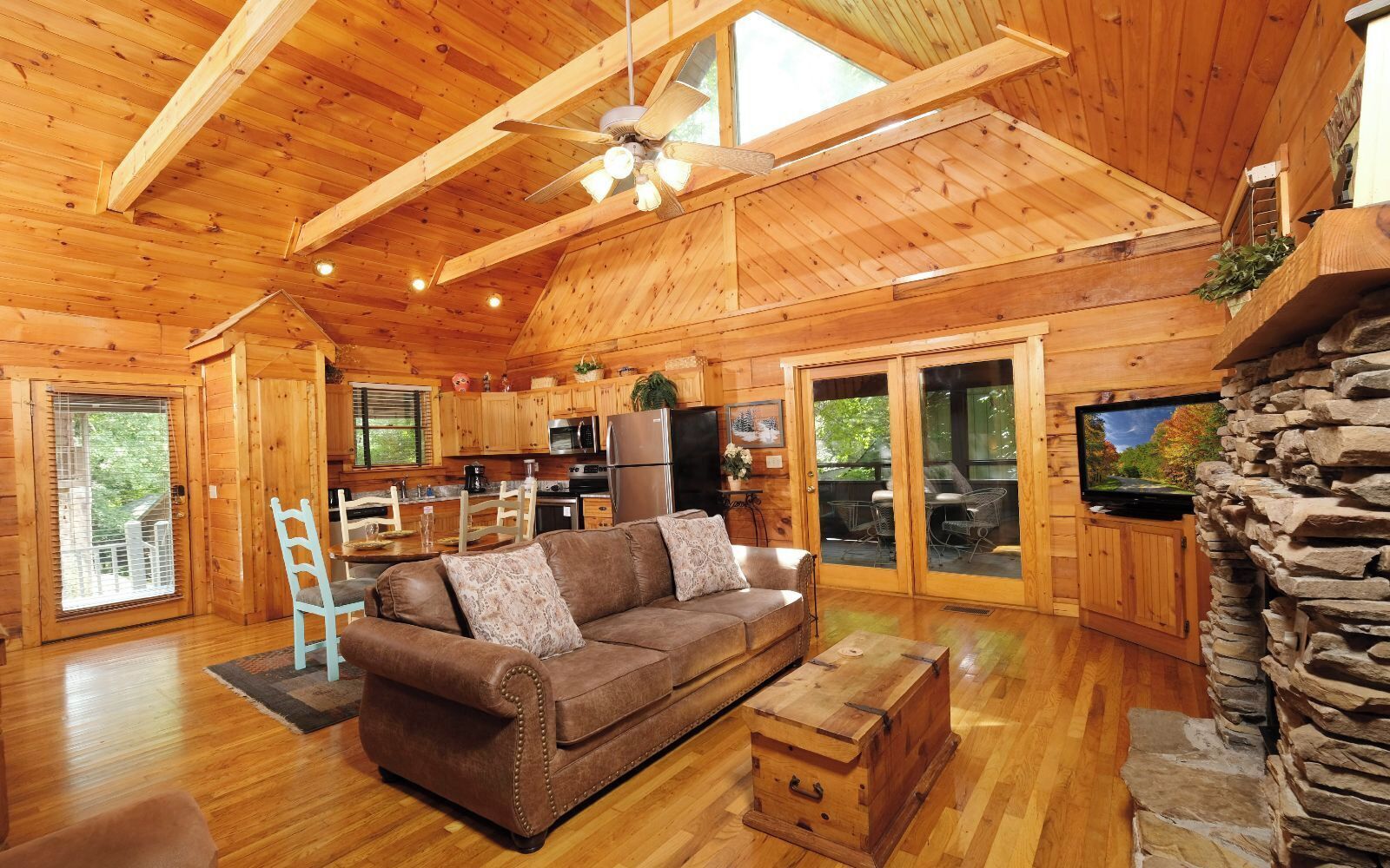 TV, fireplace, DVD player, music library