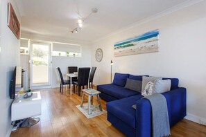 تلفزيون، برامج وأفلام نتفليكس، خدمات بث