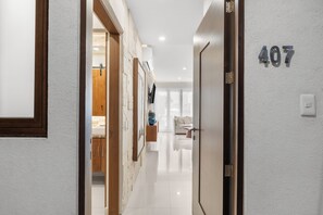 1 bedroom, in-room safe, free WiFi, wheelchair access