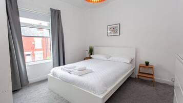 2 bedrooms, WiFi, bed sheets