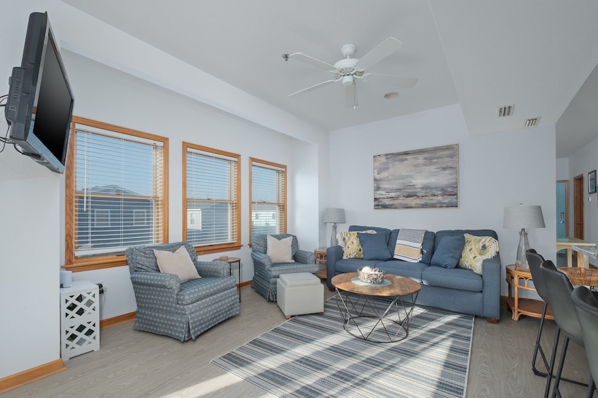 5386- Sundaze Fundays - Kill Devil Hills Beach Condo W/ Pool Access - Kill Devil Hills, NC