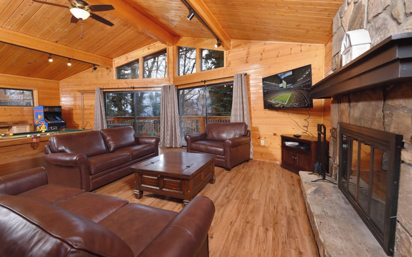 TV, fireplace, DVD player