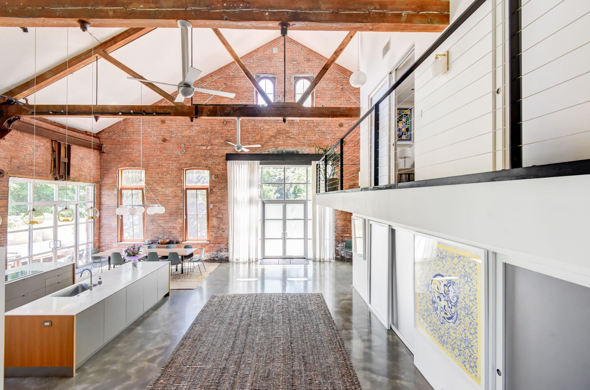 Magnificent 4,400 sqft Beacon Urban Loft with home theatre 