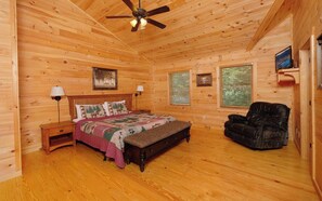 5 bedrooms, free WiFi, bed sheets