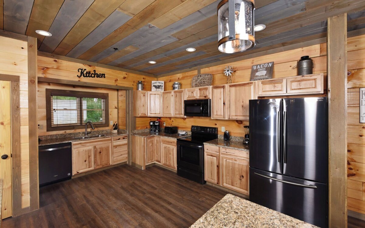 Photo 56 of Frequent Wildlife Sightings + Easy Drive to the Smoky Mountain National Park! -Big Bear Views Lodge