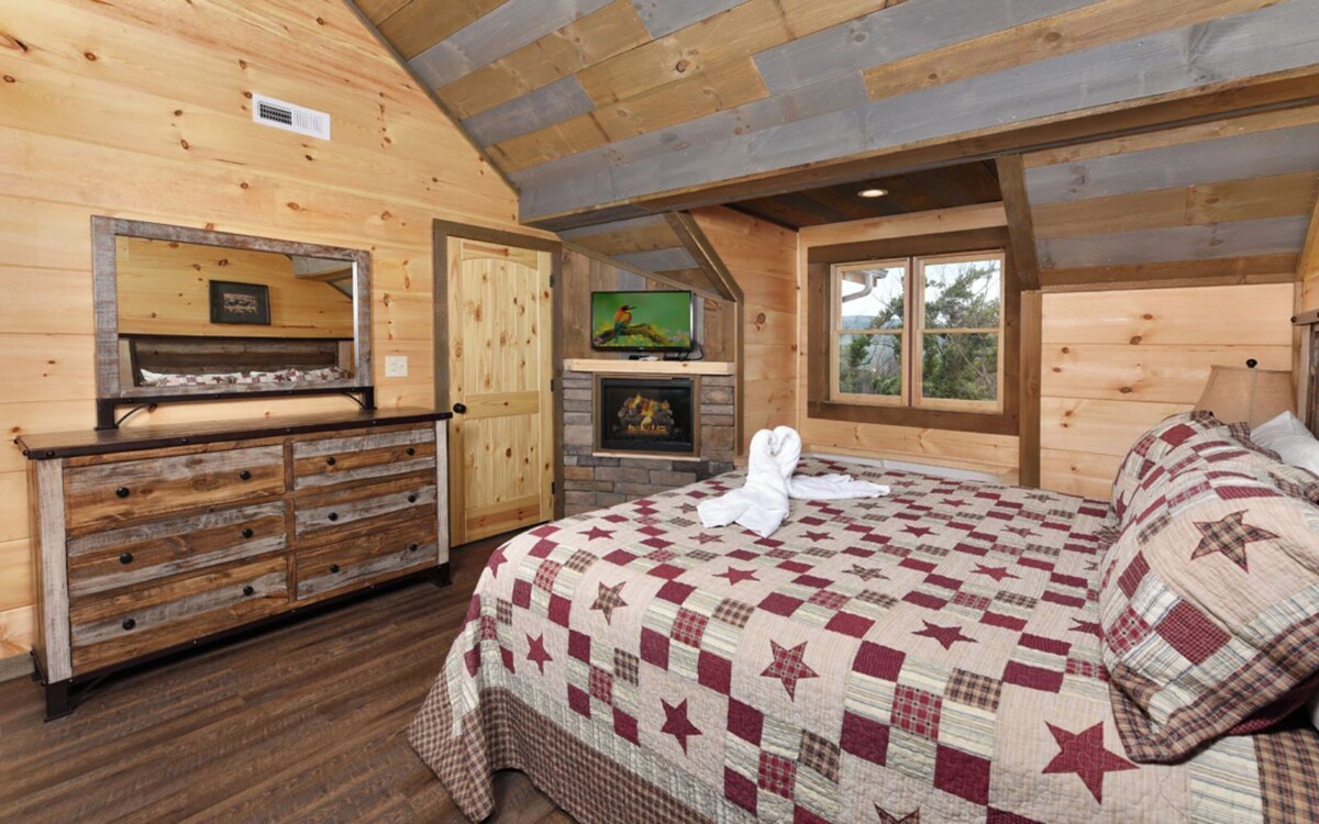 Photo 67 of Frequent Wildlife Sightings + Easy Drive to the Smoky Mountain National Park! -Big Bear Views Lodge
