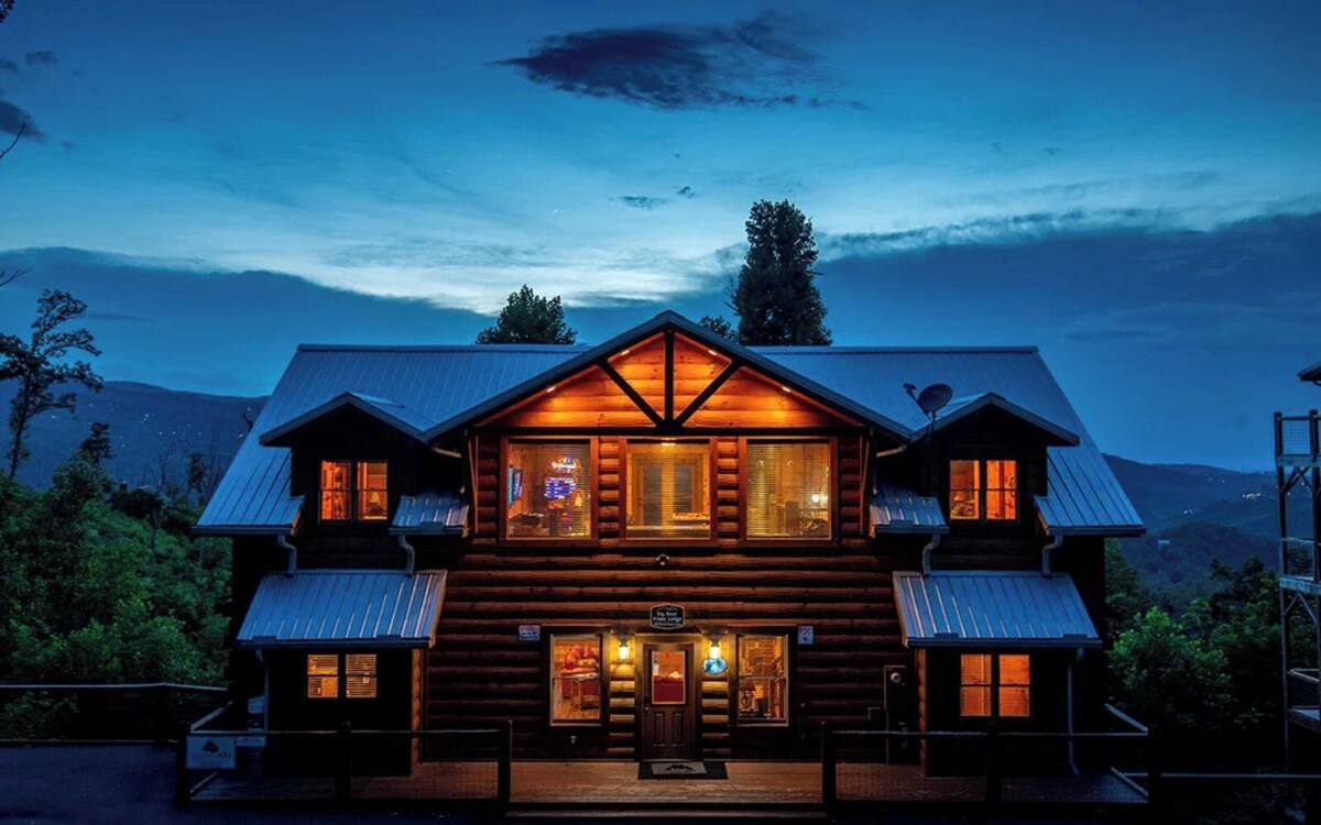 Photo 45 of Frequent Wildlife Sightings + Easy Drive to the Smoky Mountain National Park! -Big Bear Views Lodge