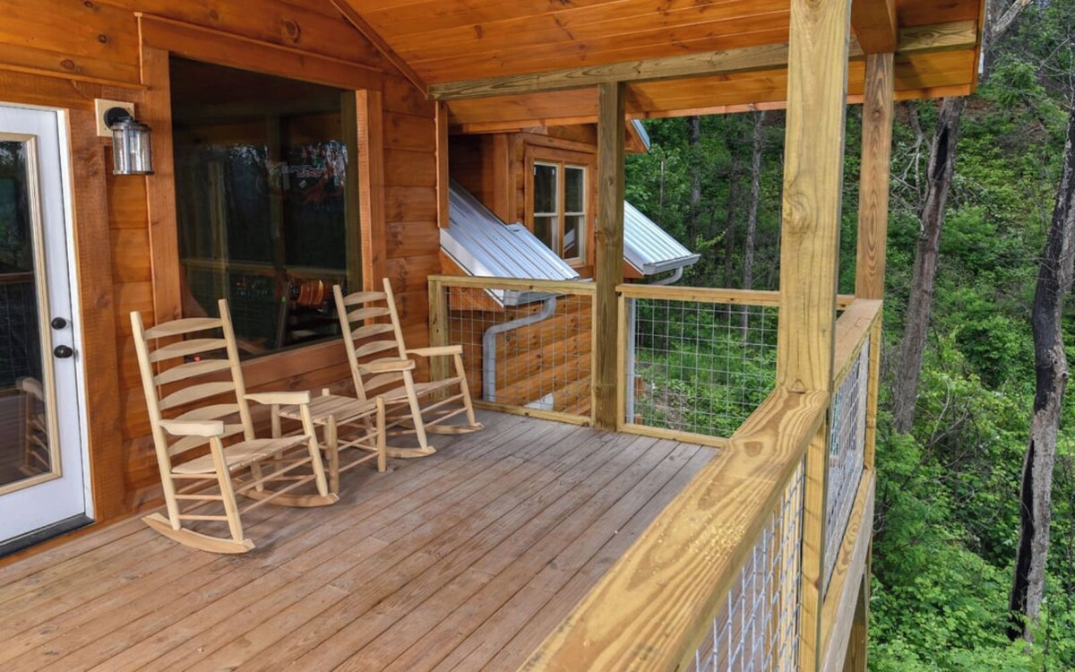 Photo 82 of Frequent Wildlife Sightings + Easy Drive to the Smoky Mountain National Park! -Big Bear Views Lodge