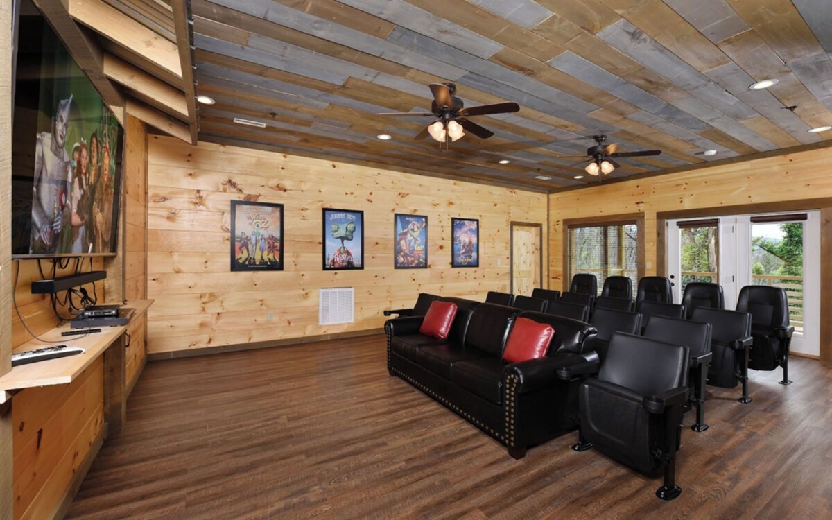 Photo 46 of Frequent Wildlife Sightings + Easy Drive to the Smoky Mountain National Park! -Big Bear Views Lodge