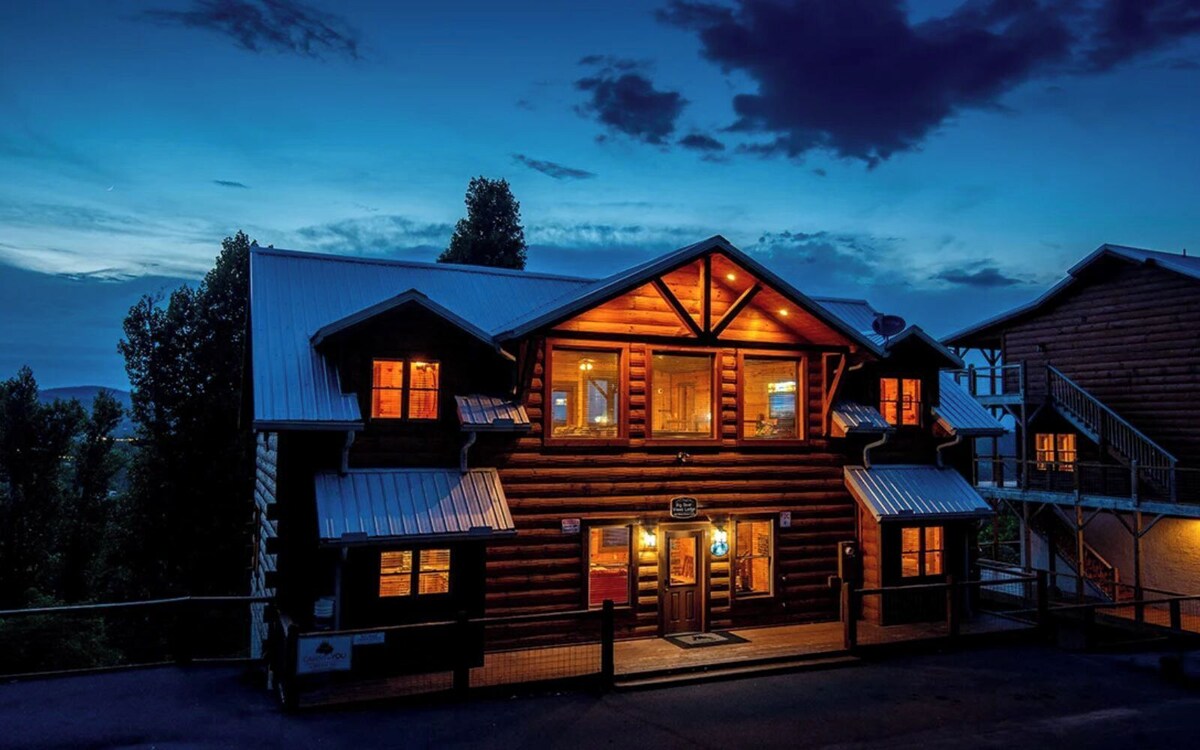 Photo 86 of Frequent Wildlife Sightings + Easy Drive to the Smoky Mountain National Park! -Big Bear Views Lodge