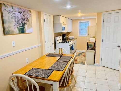 Charming Beach House Steps From Boardwalk w/ Free Parking & Badges