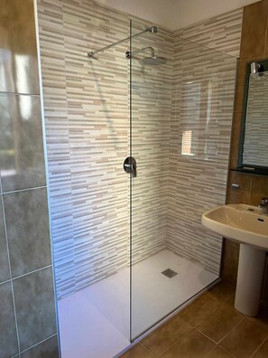 Hair dryer - Casa Carla-with garden, next to old town and lake (Garda)