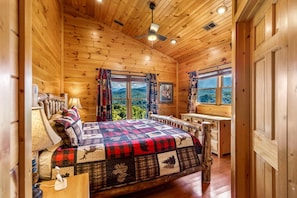 Room - Morning Glory - Incredible Mountain Views・Private Hot Tub, Theater, Pool Table, and Arcade! + (Gatlinburg)