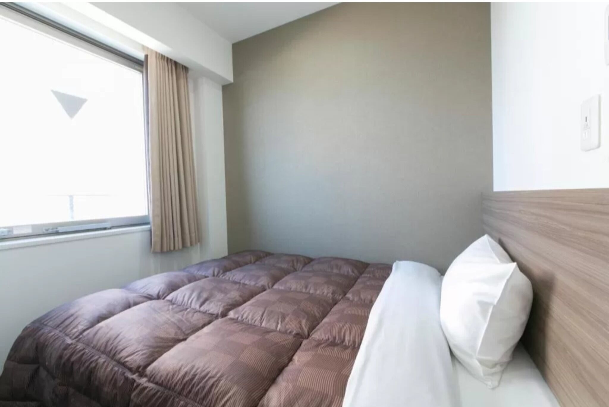 1 bedroom, desk, WiFi (free), bed sheets
